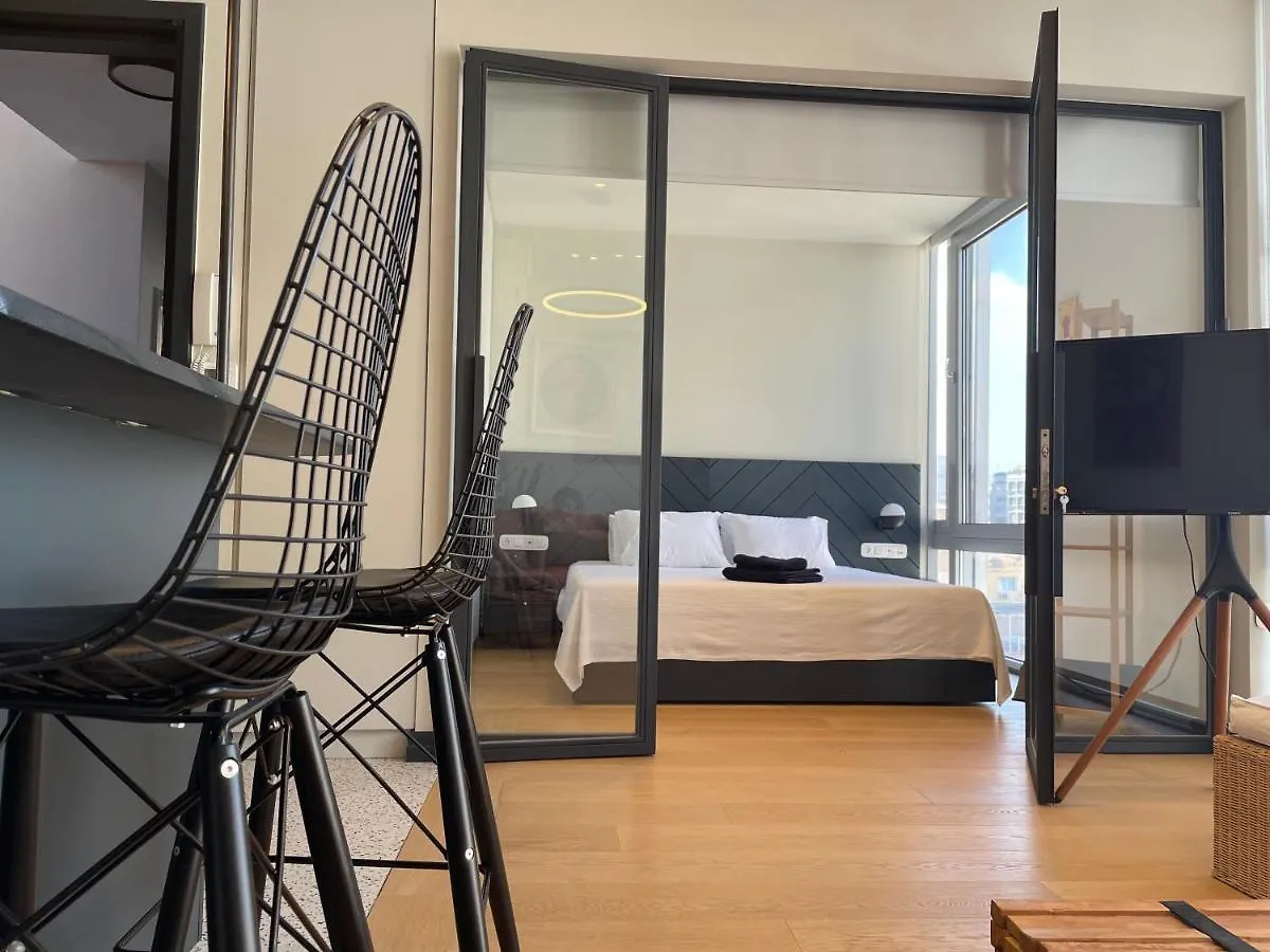 Open Light Apt - Downtown Thessaloniki Apartment